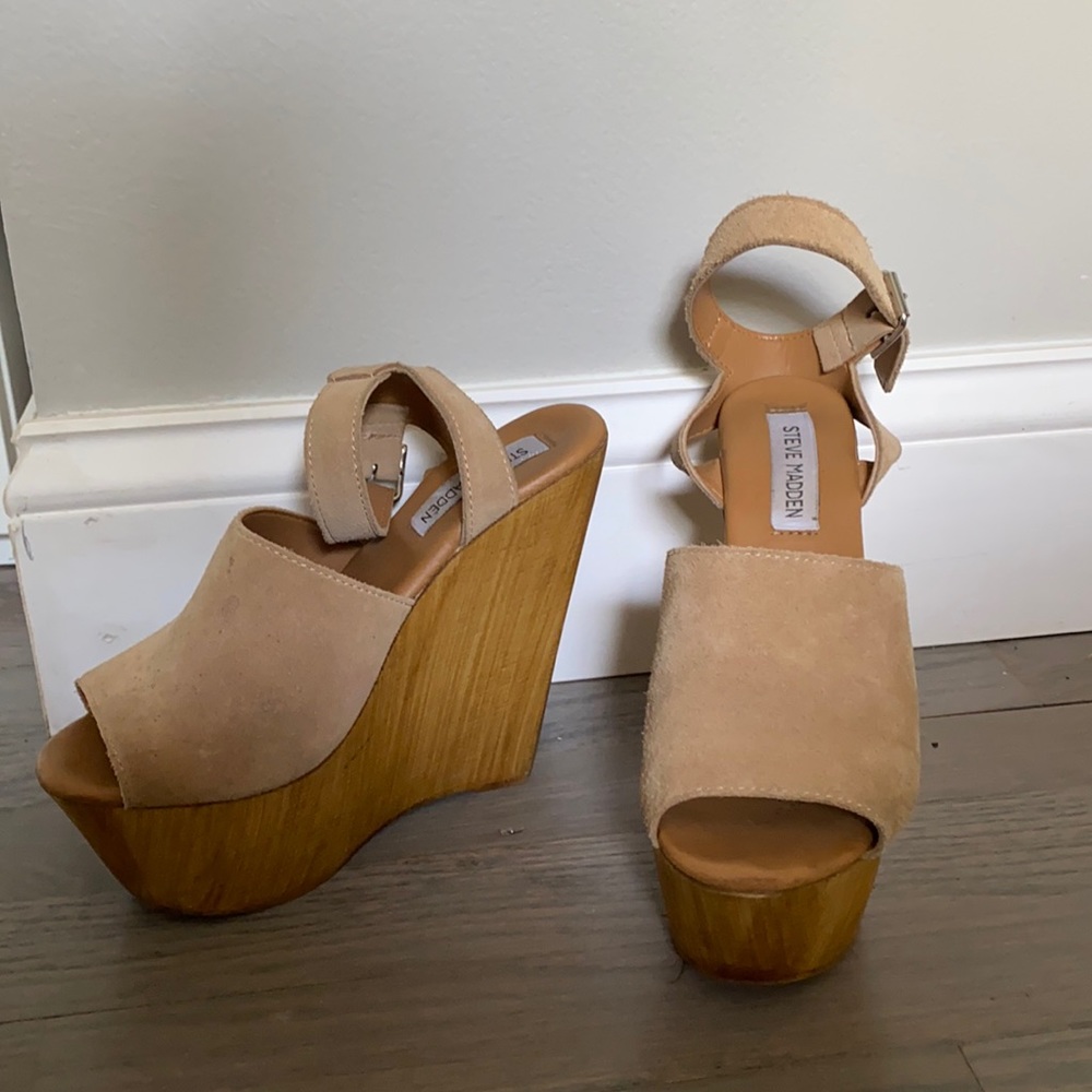 Steve Madden wooden wedges